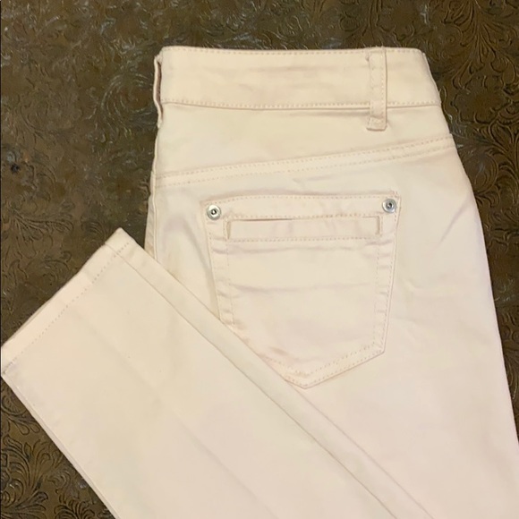 Jeans - Picture 3 of 3